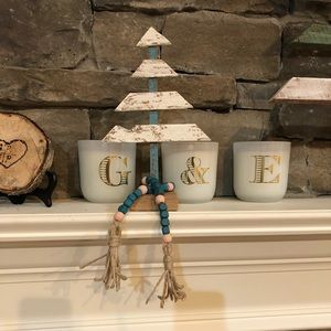 Farmhouse vintage wood tree & garland rustic decor